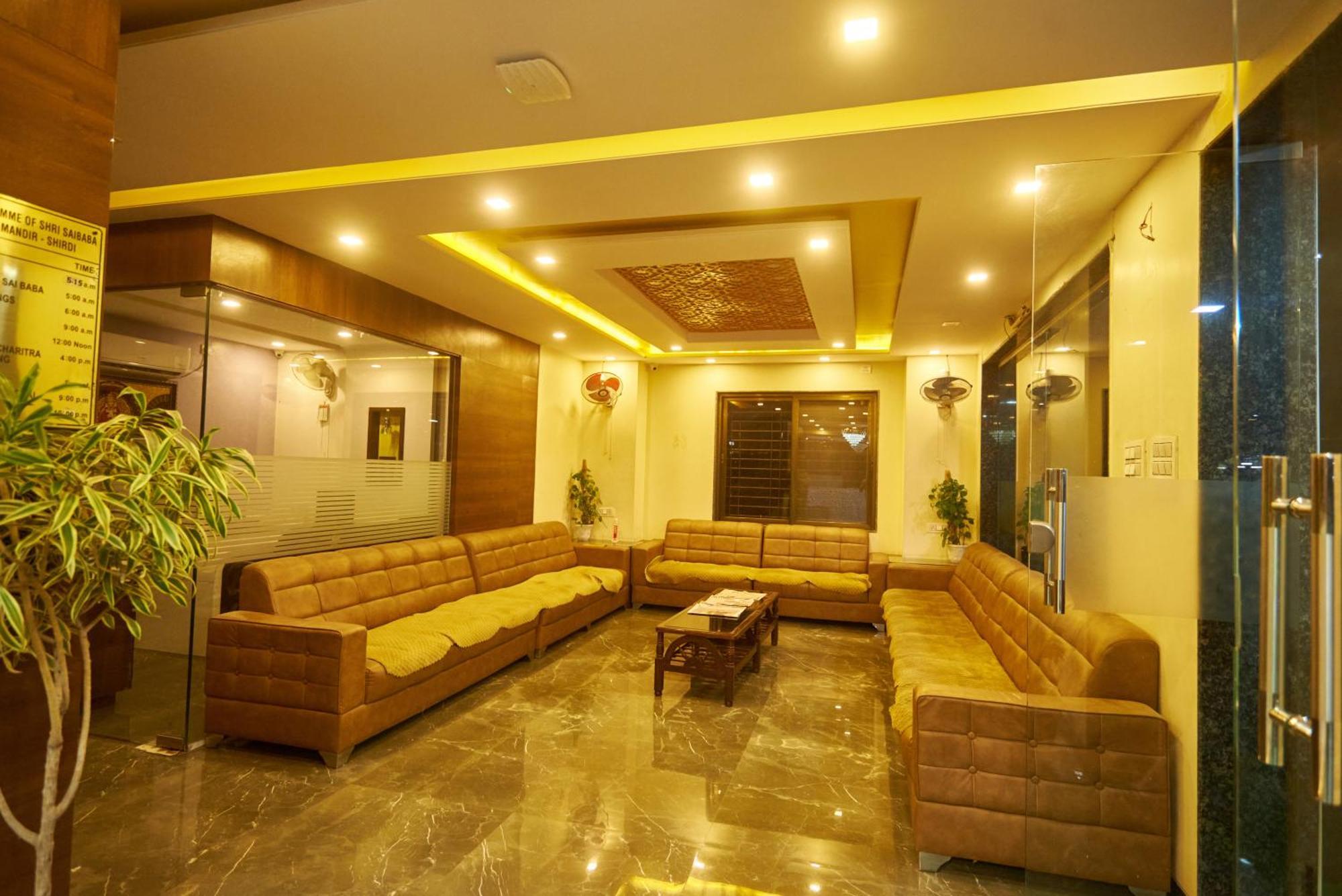 Sai Vidisha Palace Shirdi Buitenkant foto